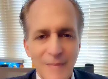 Love vs. Loneliness – What It Does to Your Heart